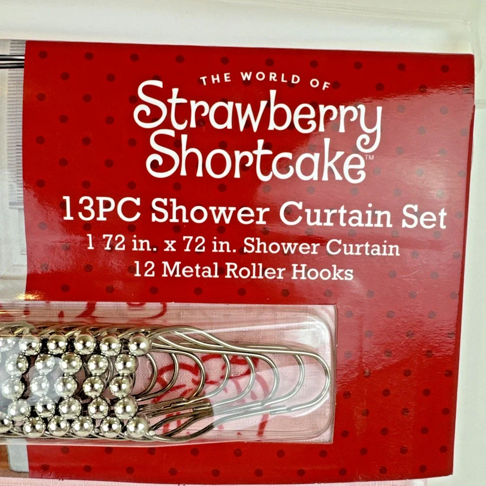 Strawberry Shortcake 13 Piece Shower Curtain Set 12 Metal Hooks 72